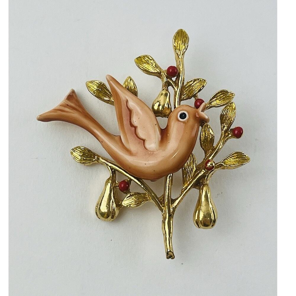 ART Arthur Pepper Pink Enameled Bird Brooch Vtg Pin Gold tone Branches Red Berry